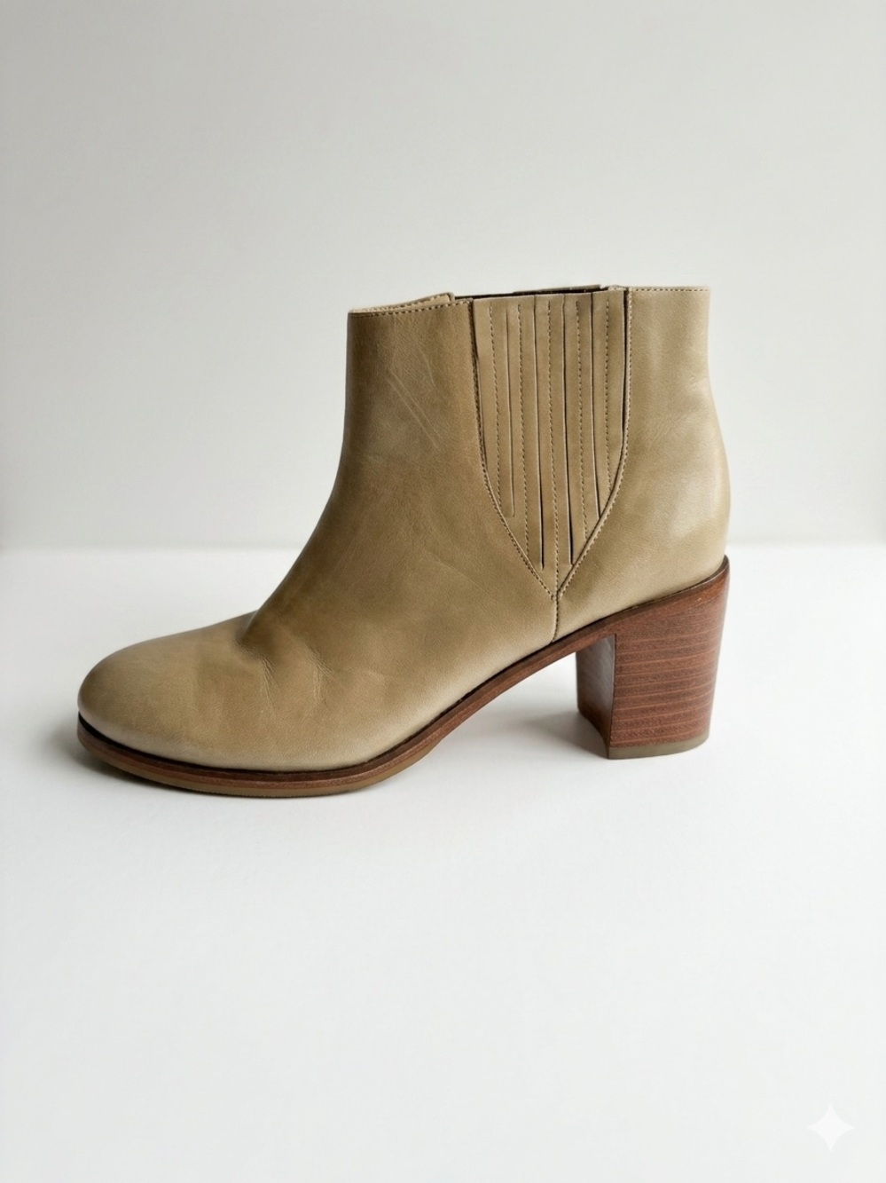Samantha Pleet Wolverine 1000 Mile Leather Ankle Chelsea Boots Taupe Tan Size 10